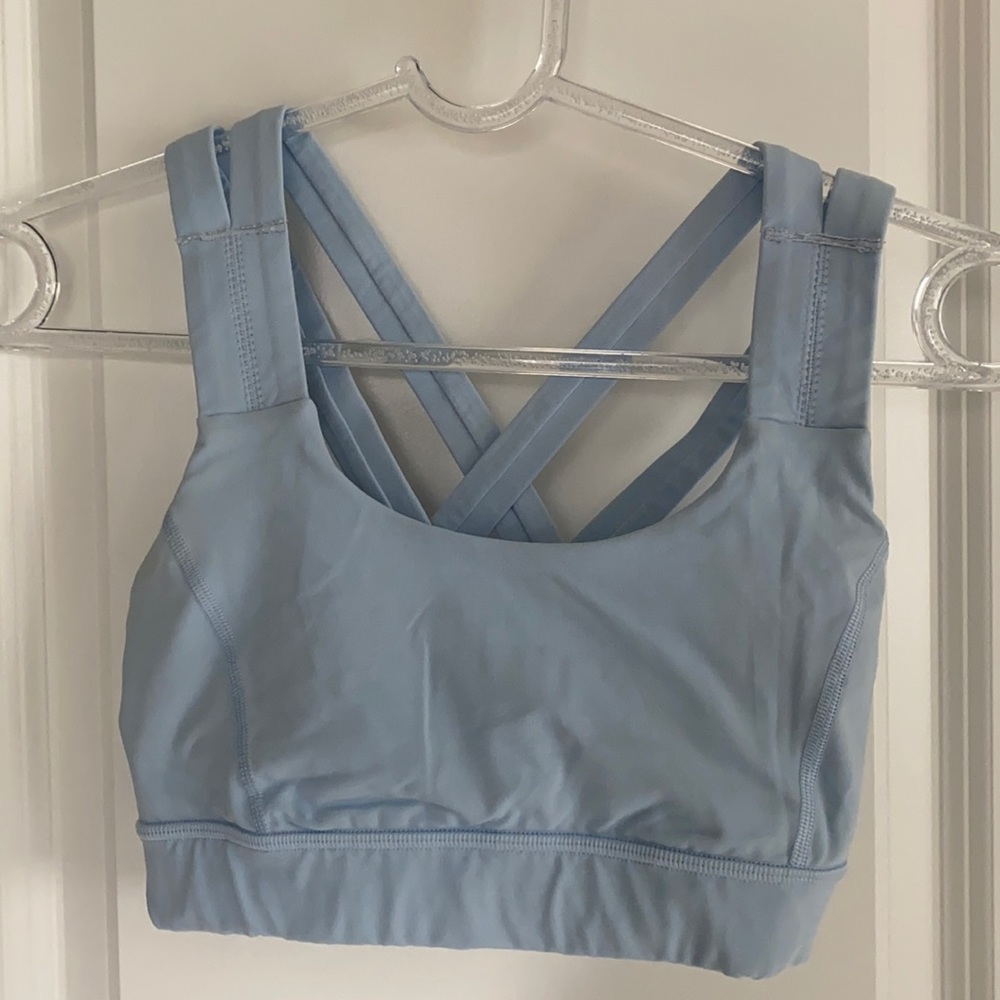 Lululemon sports bra size 4